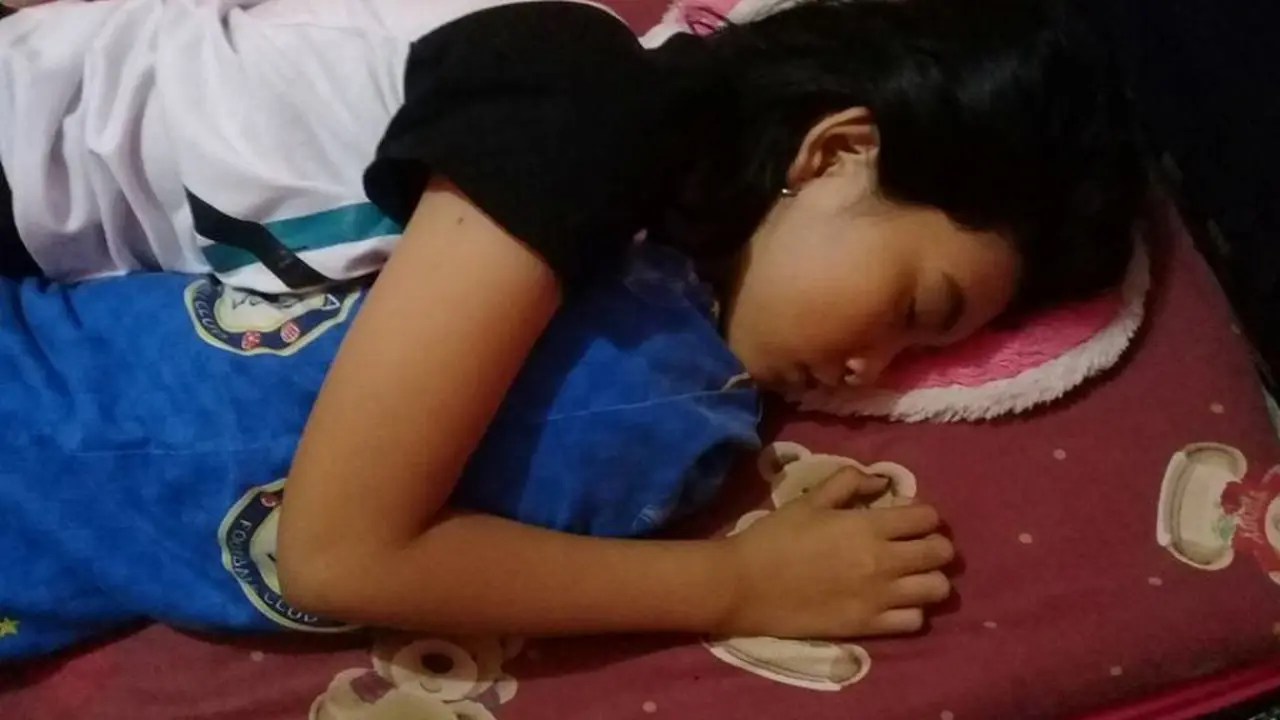 [Bintang] Pada 28 Oktober, Echa Si Putri Tidur Sudah Mulai Main Hp