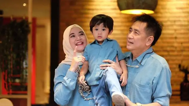 Momen Kedekatan Syn NS dengan Istri dan Cucu