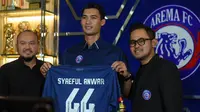 Syaeful Anwar resmi diumumkan sebagai bek anyar Arema FC pada Rabu (27/4/2022). (Bola.com/Iwan Setiawan)