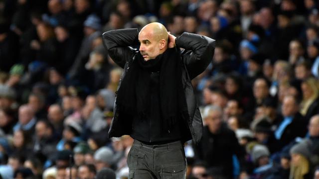 Ekspresi Pep Guardiola Saat Manchester City Dikalahkan MU
