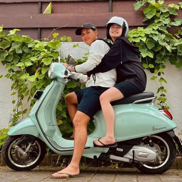 Alfeandra Dewangga dan Vivi Novika