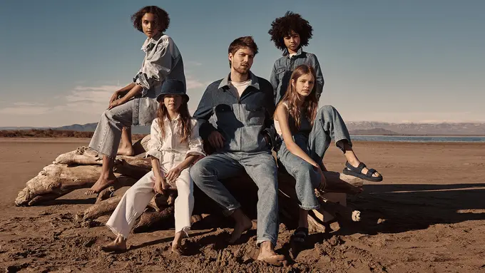 Menilik Koleksi Denim Ramah Lingkungan yang Menghemat 30 Juta Liter Air