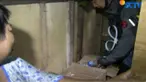 Berdasarkan informasi dari masyarakat, anggota kepolisian langsung bergerak dan menyisir ke warung-warung penjual makanan yang berada di wilayah Bintaro.