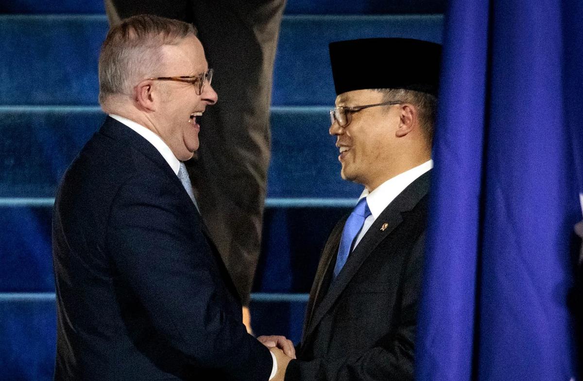 FOTO: PM Australia Anthony Albanese Tiba di Jakarta Disambut Menlu dan Menteri Investasi