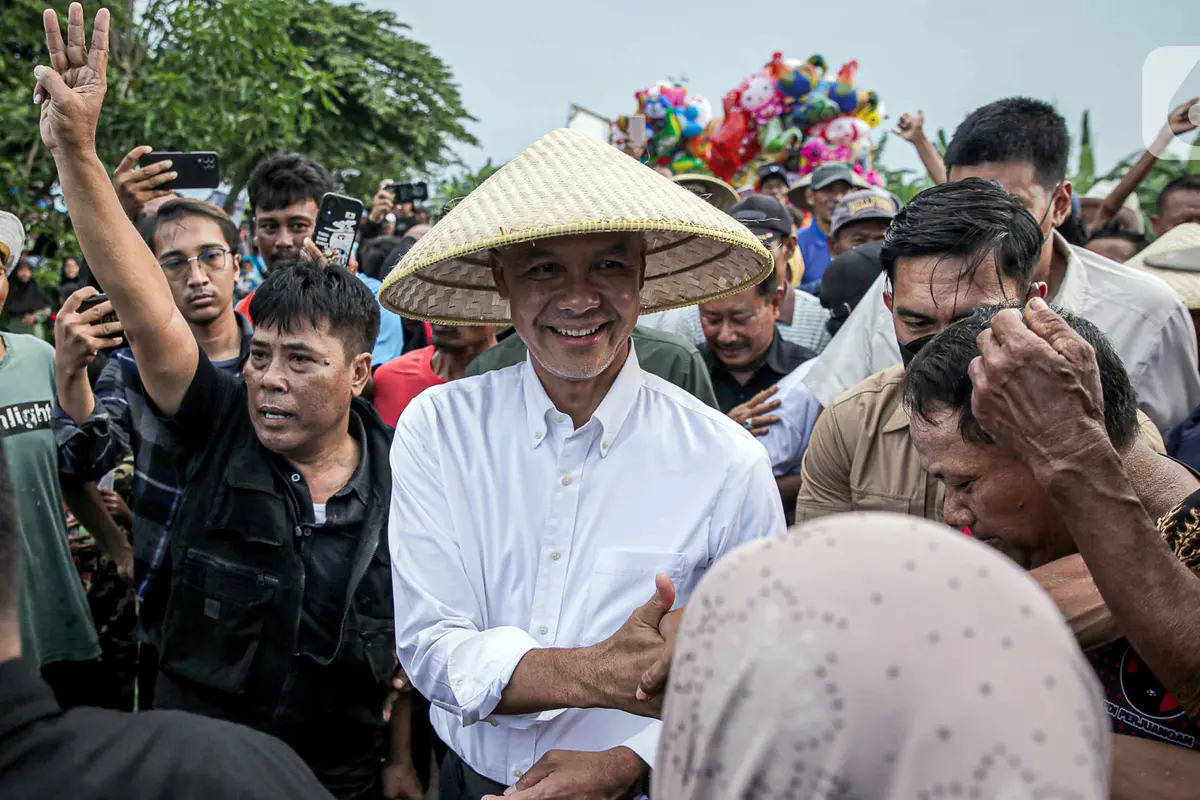 Ganjar Temui Petani Bawang