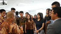 Konjen RI Prasetyo Hadi bersama dengan 25 mahasiswa terpilih dalam program beasiswa Indonesian International Student Mobility Award (IISMA) di University California (UC) Davis tahun 2022. (Dok: KJRI San Fransisco)