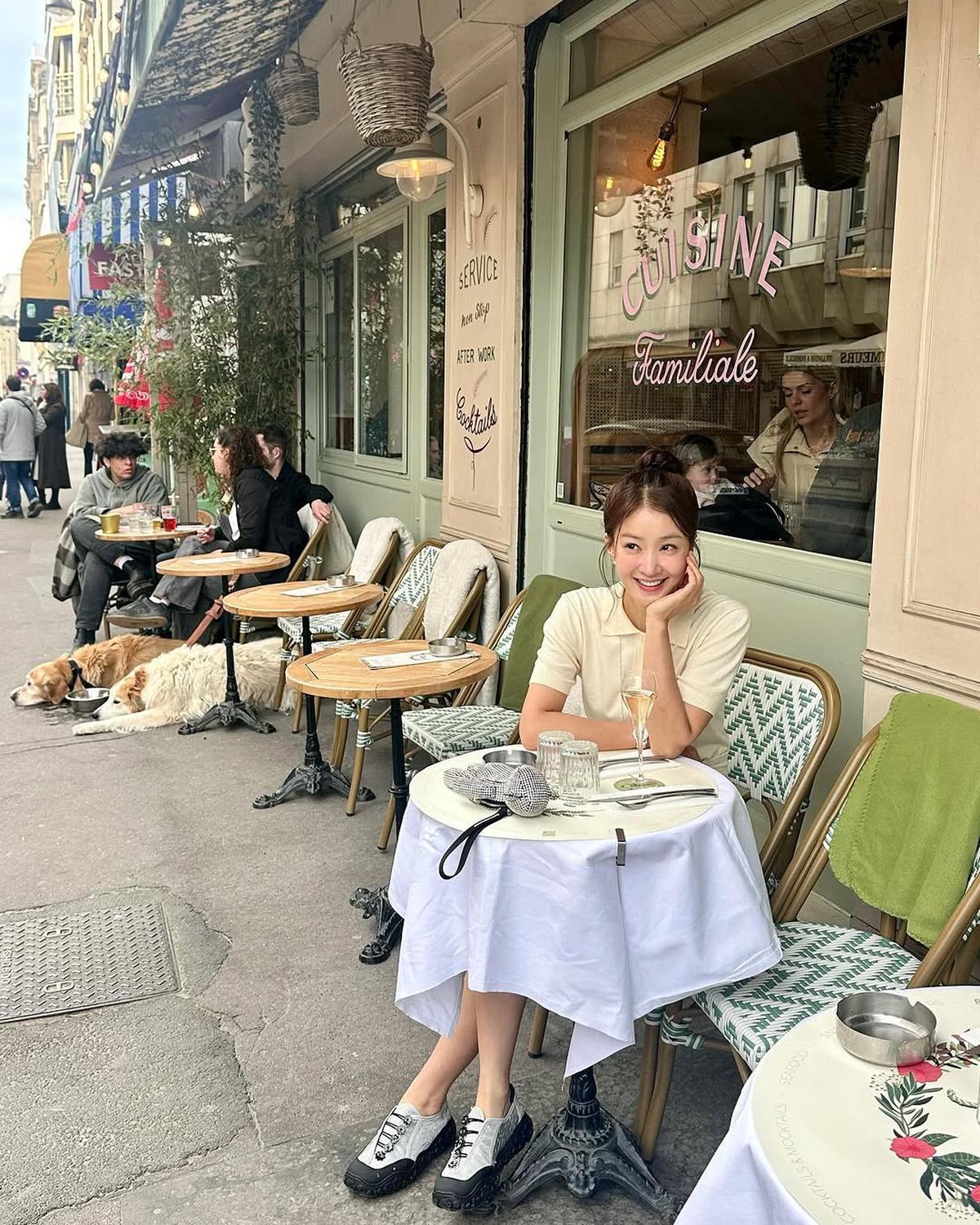 Potret Cantik Lee Si Young, Usia 42 Tahun Tapi Visualnya Kayak Anak Kuliahan