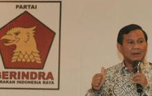 Pamer muka tebar pesona