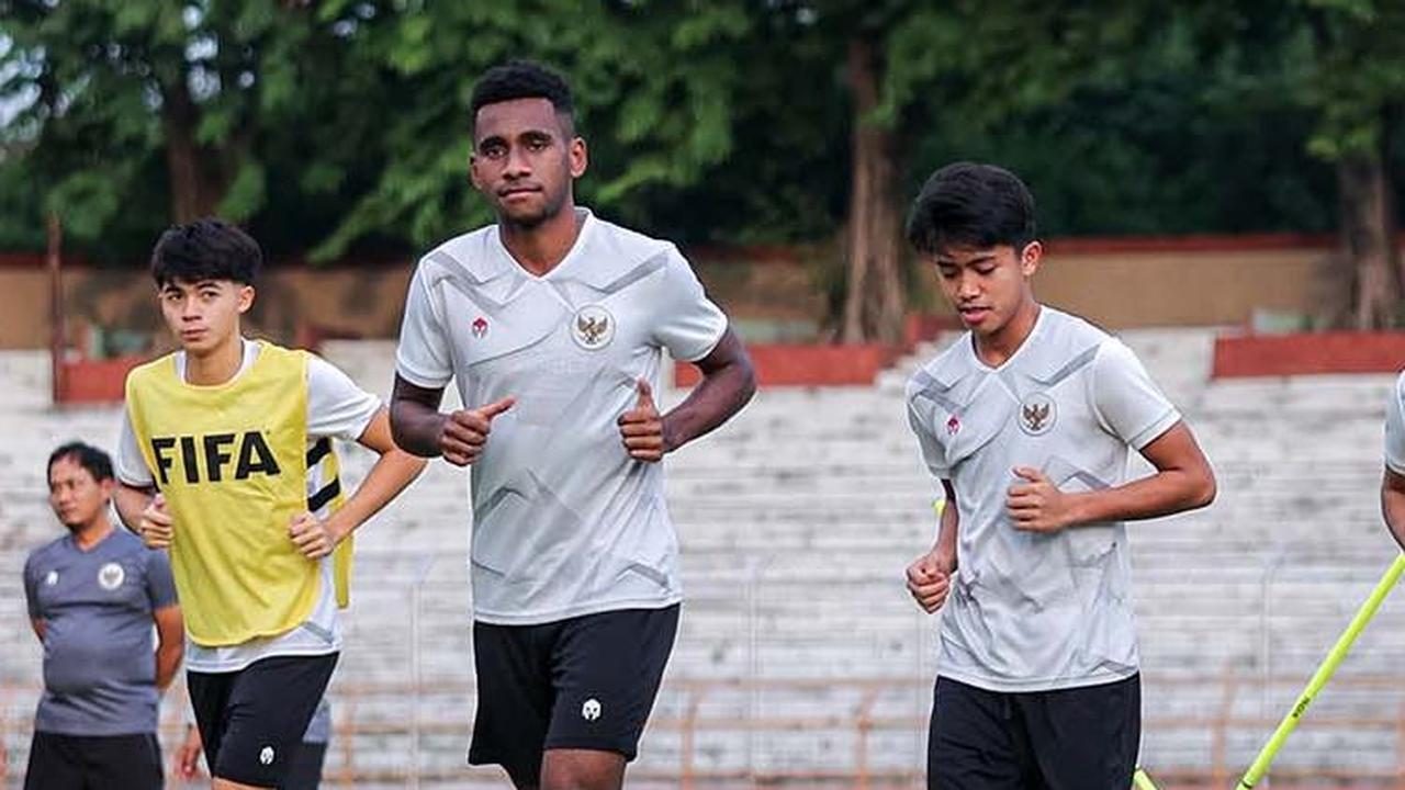 Bola.com dan Bola.net berkesempatan untuk mengintip sesi latihan Timnas Indonesia U-17 ini. Seperti apa sesi latihannya?
