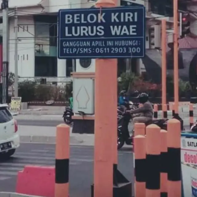 6 Rambu Belok Kiri dan Kanan Ini Arahannya Tidak Jelas, Nyeleneh Banget