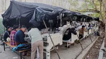 Pasien Rumah Sakit Dirawat di Tenda Usai Gempa M 7,7