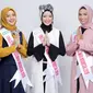 Laidatul Azura, Almaas Isfadhilah, dan Nurlela Noho, para finalis Puteri Muslimah Indonesia 2019. (Bambang E. Ros/Fimela.com)