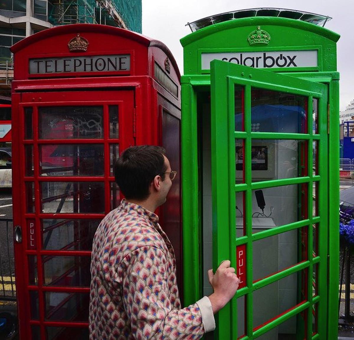 Salah satu tempat charger gratis