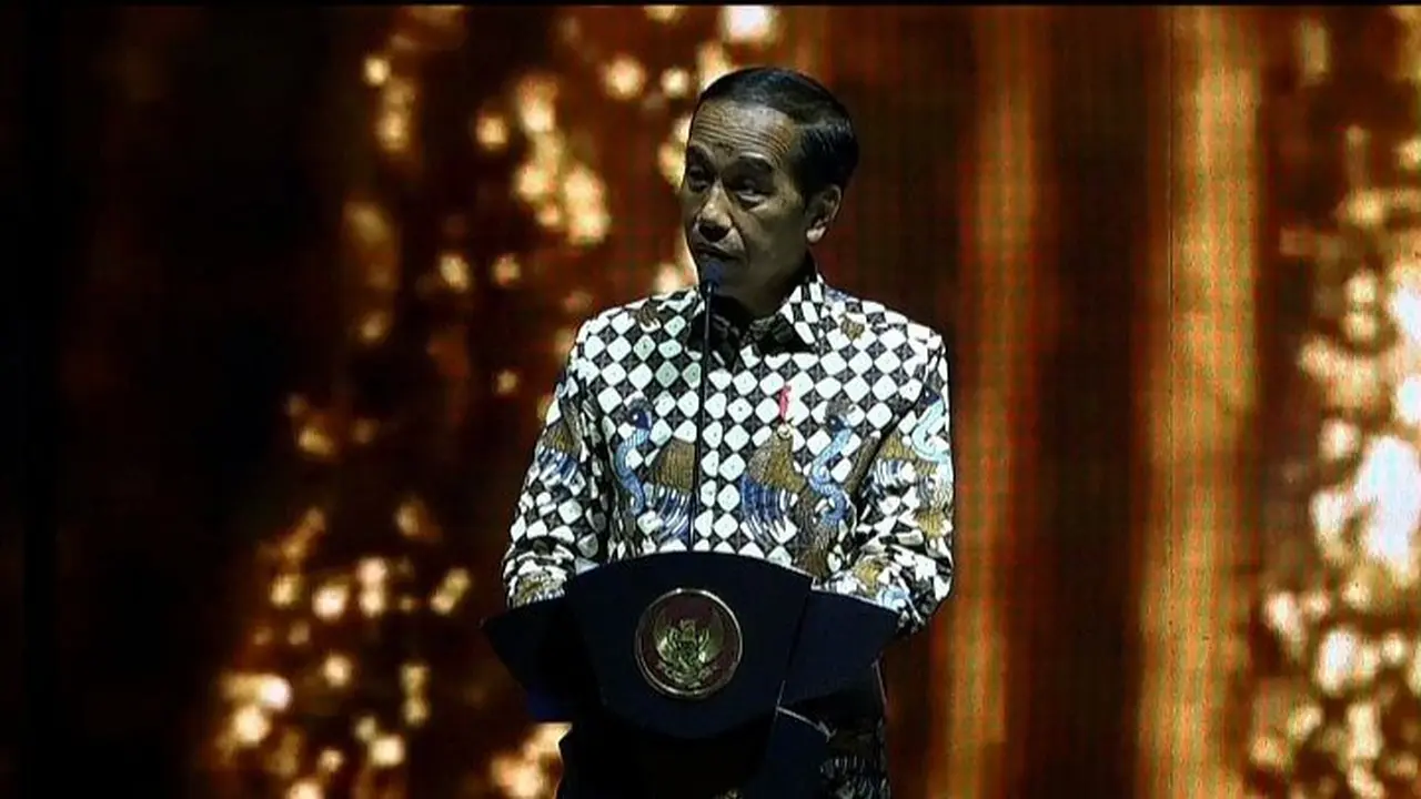 Presiden RI Joko Widodo (Jokowi) dalam peringatan HUT ke-50 tahun HIPMI, Jumat (10/6/2022).