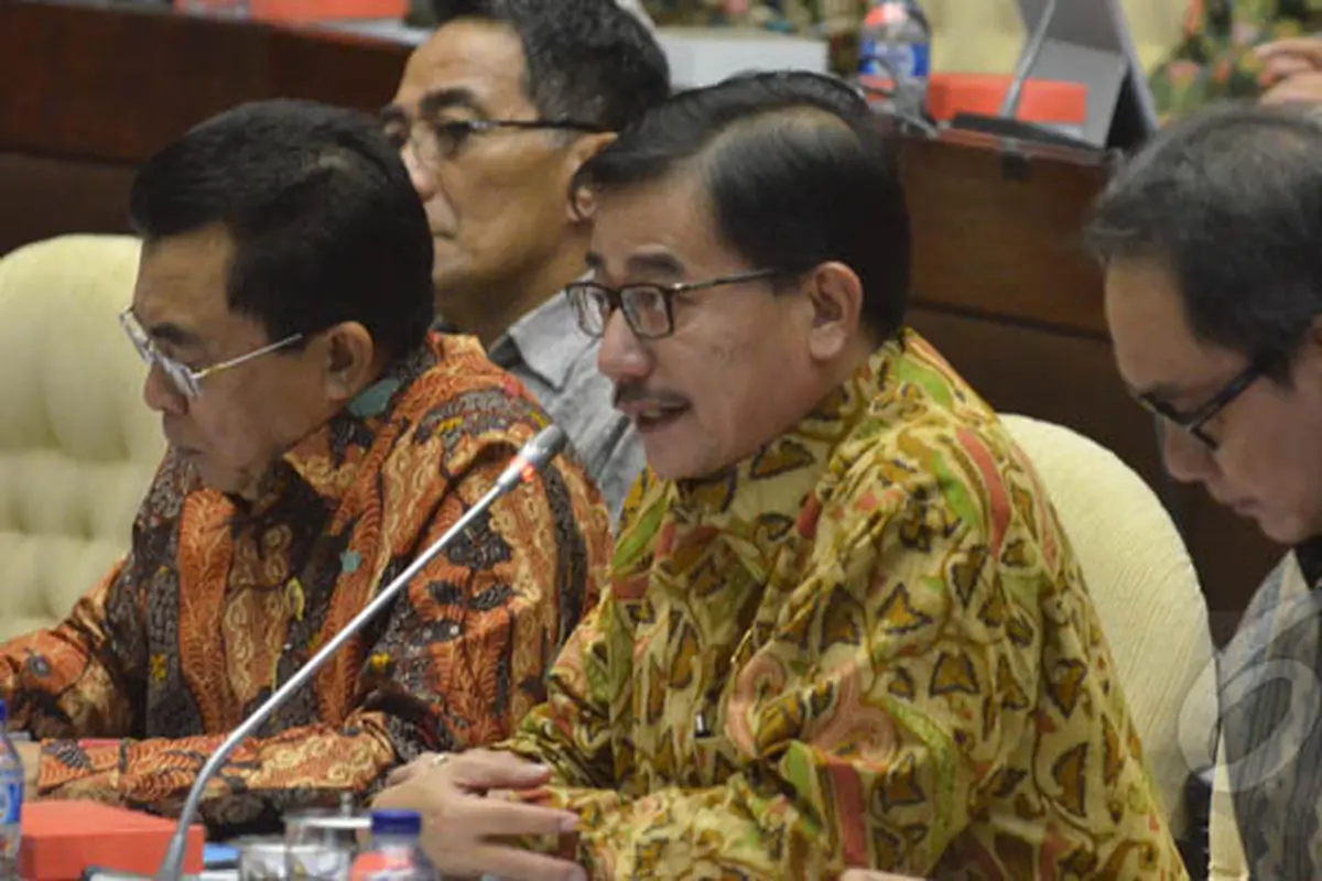 Raker Menteri Agraria dengan Komisi II DPR
