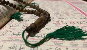 Amalan mudah berpahala surga, diantaranya dzikir setelah shalat fardhu dan sebelum tidur. (Liputan6.com/Nugroho Purbo)