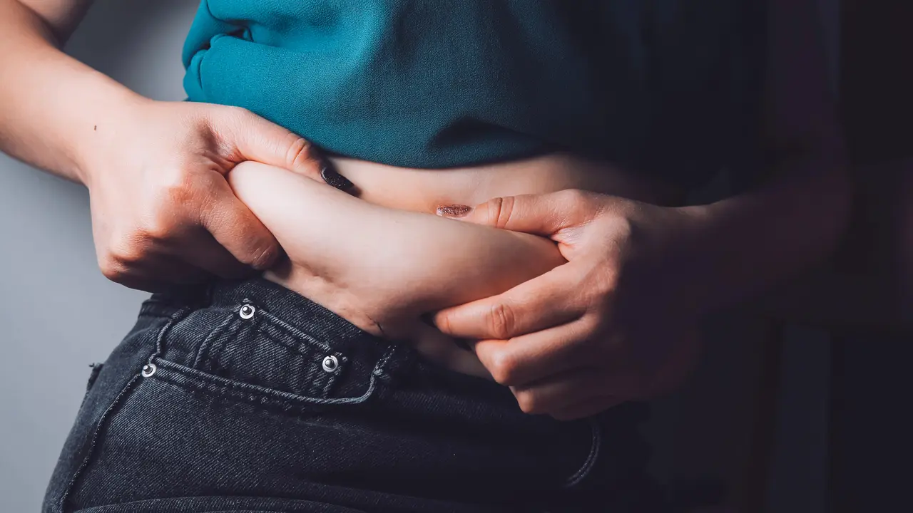 wanita mei lingkar perut