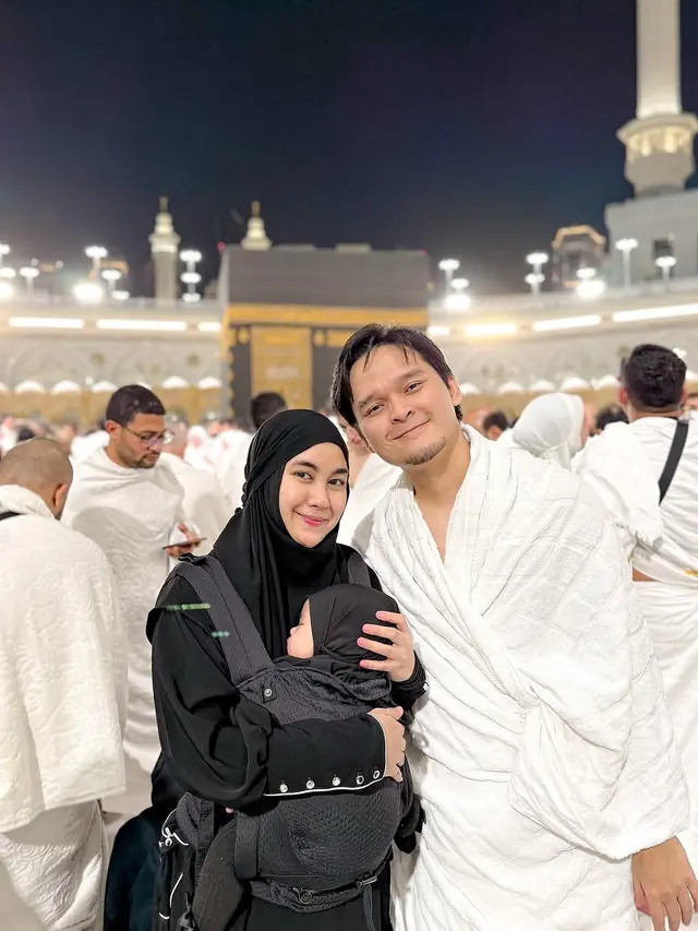 Potret 10 Artis Umrah di Awal Ramadhan 2025, Jalani Puasa Pertama di Makkah