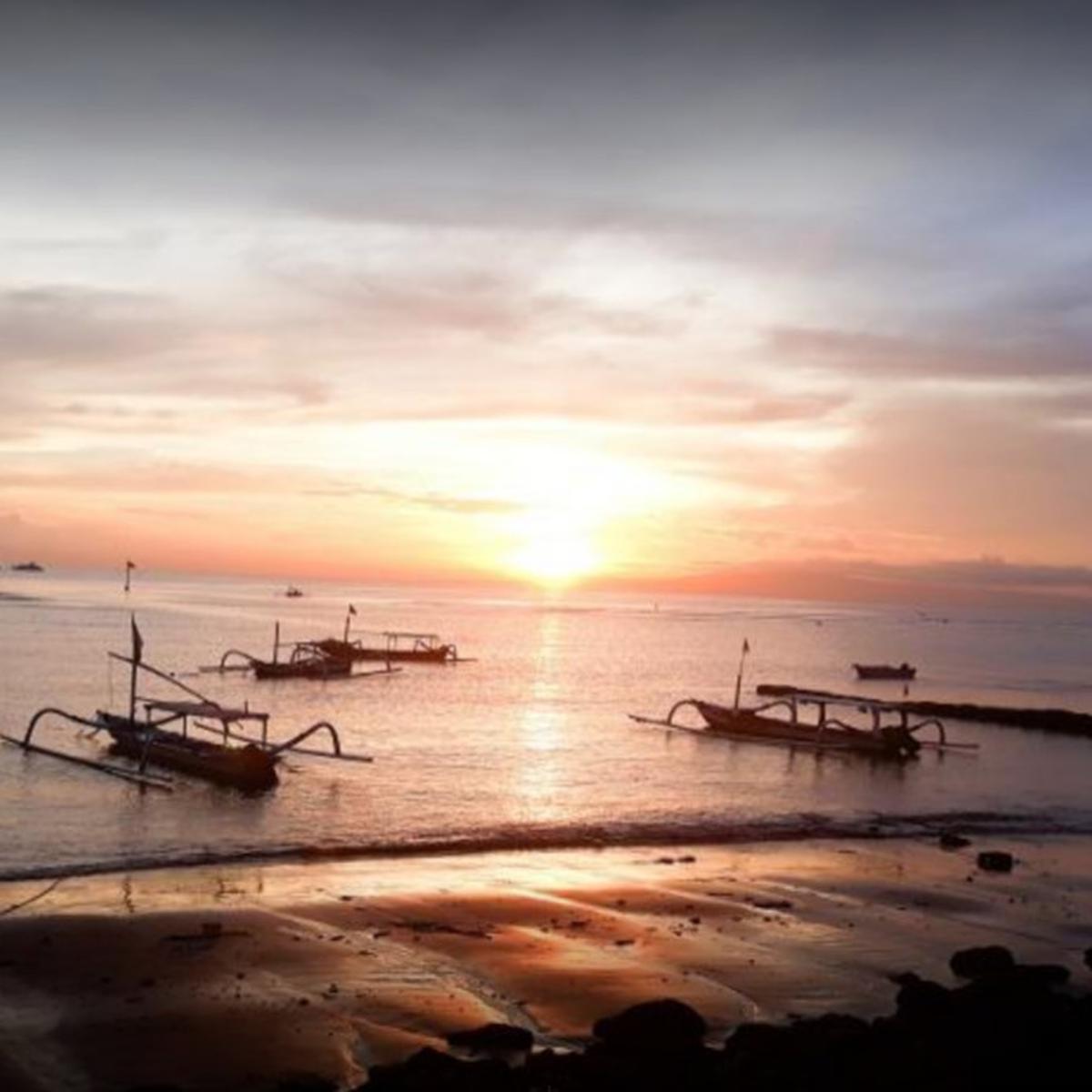 Pantai Matahari Terbit Sanur
