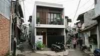 8 Desain Rumah 2 Lantai di Gang Sempit Tanpa Halaman Depan, Resolusi Hunian Minimalis di 2027