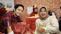 Dude Harlino Ajak Rekreasi Pelanggan di Kota Padang