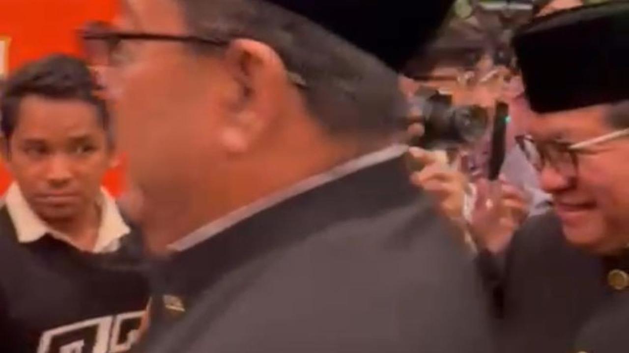 Viral! Detik-detik Pencopetan Ponsel di TIM Saat Puncak Abang None 2025, Pelaku Beraksi di Depan Gubernur