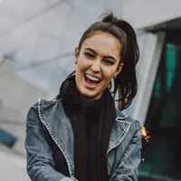 Ucapkan selamat ulang tahun pada sahabat piscesmu/Copyright unsplash.com/Vinicius Wiesehofer