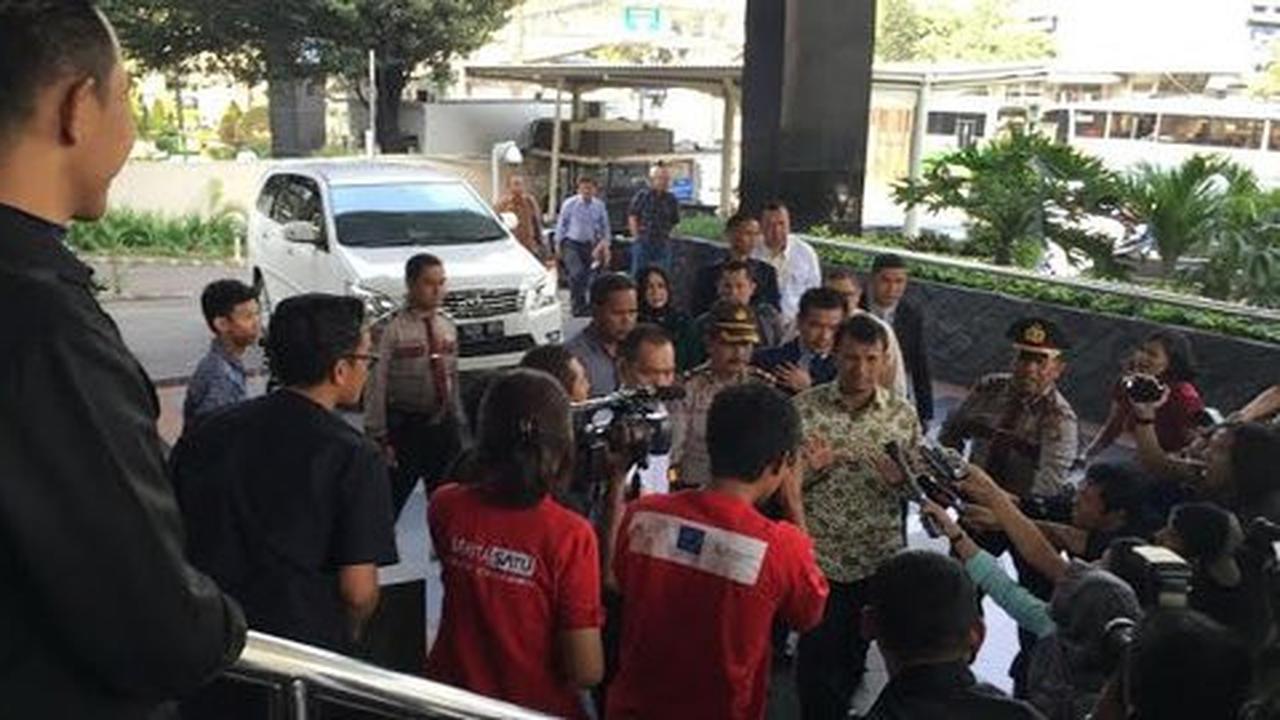 Gubernur Sumut dan istri kompak penuhi panggilan KPK