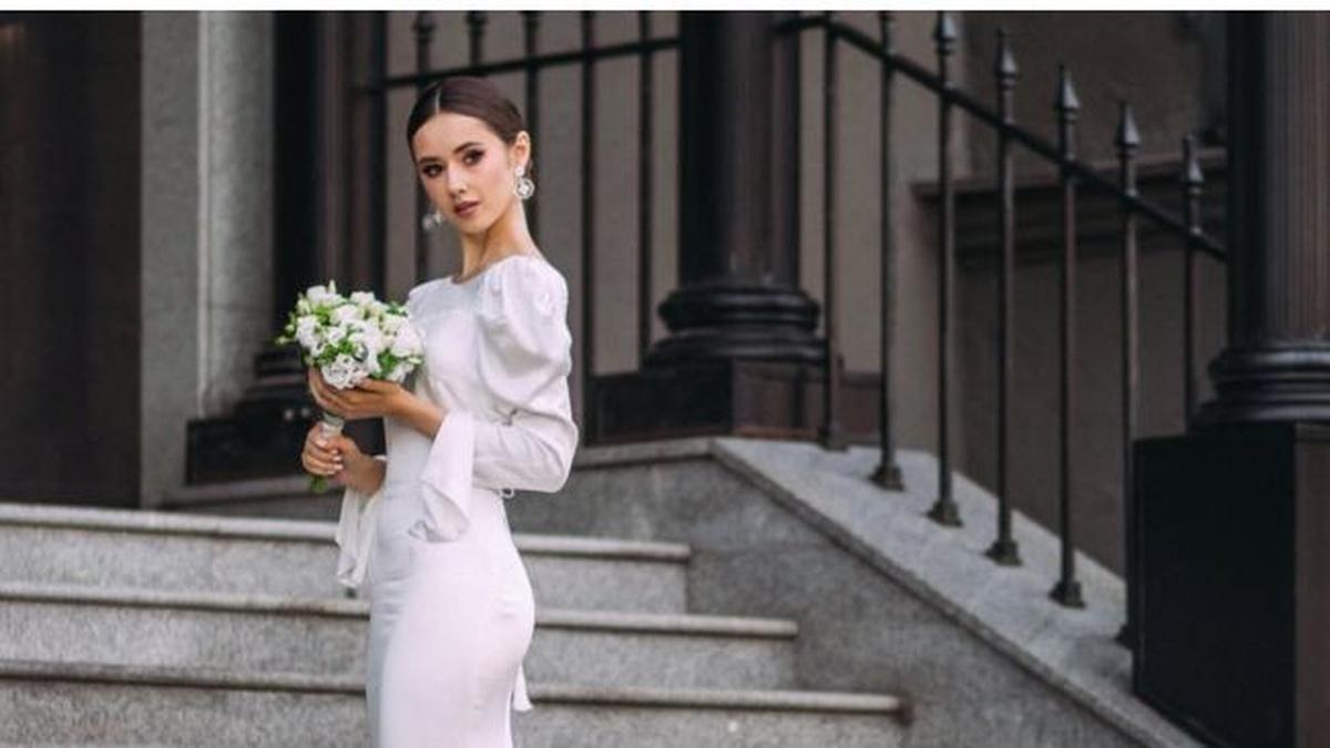6 Pesona Vika Kolesnaya Pacar Billy Syahputra Saat Pemotretan Pakai Gaun Pengantin, Cantiknya Kebangetan