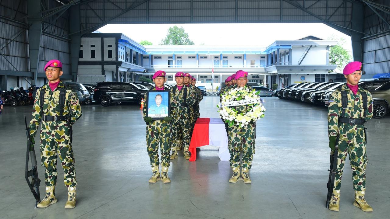 TNI AL lepas jenazah prajurit marinir