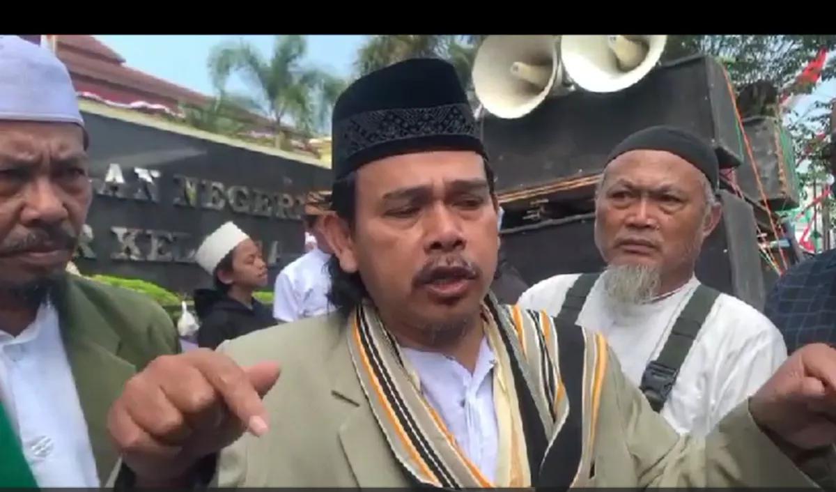 Dituntut 10 Tahun Penjara