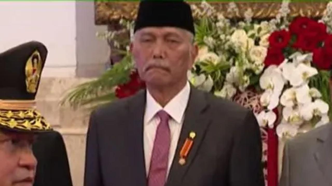 Setelah cukup lama berada di Singapura untuk melakukan penyembuhan, Luhut akhirnya kembali ke Tanah Air.<br>
