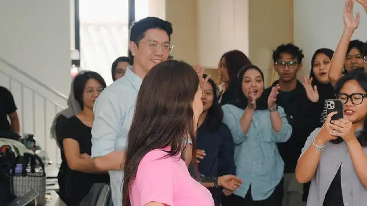 Potret Kantor Baru Luna Maya yang Jadi Sorotan, Begini Momen Seru Perayaannya Bersama Tim