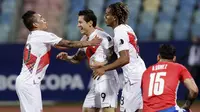 Timnas Peru berhasil melaju ke semifinal Copa America 2021 setelah mengalahkan Paraguay lewat drama adu penalti. (AP/Eraldo Peres)