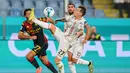 Il Grigiorossi sukses mempermalukan tuan rumah Genoa dengan dua gol tanpa balas. (Tano Pecoraro/LaPresse via AP)