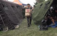 FOTO: TNI AL Bangun Posko Pengungsian  dan Salurkan Bantuan bagi Korban Kebakaran di Kemayoran