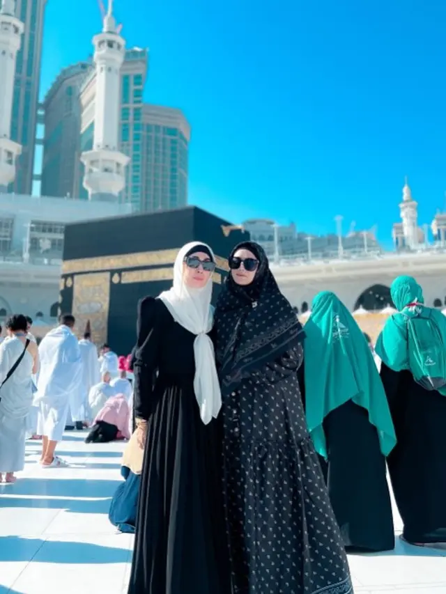 Model Gamis Mulan Jameela yang Cocok untuk Pengajian