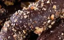 7 Resep Es Pisang Cokelat yang Enak dan Segar, Cocok untuk Takjil