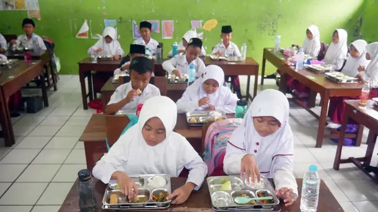 Mendagri Tito Karnavian Siapkan Rapat Seluruh Kepala Daerah, Bahas Kasus Keracunan MBG