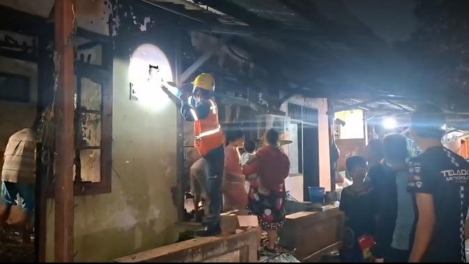 Depok Membara: Tiga Rumah Ludes Dilalap Api, Satu Warga Terluka