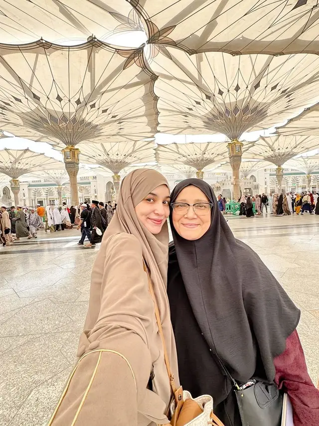 Shireen Sungkar
