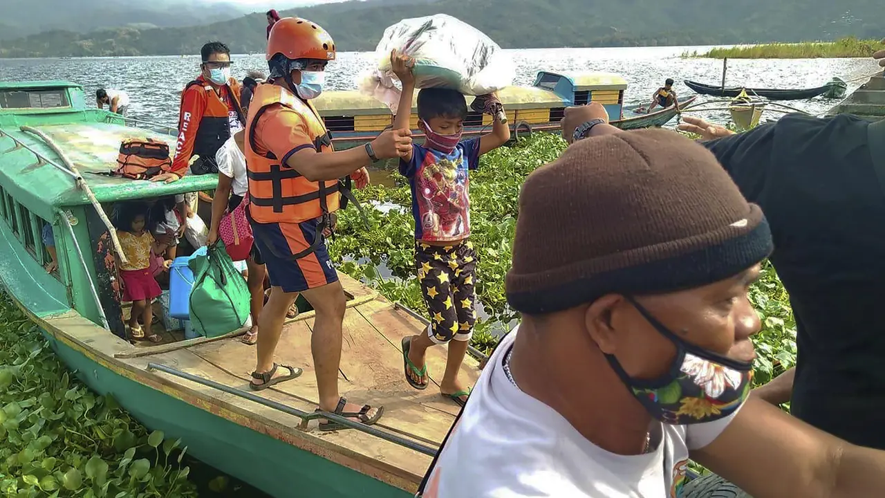 Hindari Badai Goni, Filipina Evakuasi 1 Juta Orang