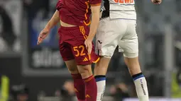 AS Roma dan Atalanta harus puas berbagi poin usai bermain imbang 1-1.  (AP Photo/Andrew Medichini)
