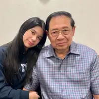 Potret SBY bareng cucunya, Almira (Sumber: Instagram/annisayudhoyono)