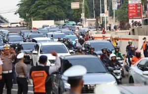 Pemprov DKI buka jalur gratis di Tol Fatmawati (Kapanlagi.com/Budi Santoso)