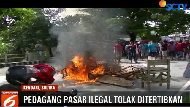 Para pedagang mengaku menolak untuk ditertibkan karena menilai pemerintah kota pilih kasih dalam penertiban yang dilakukan.