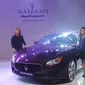 Sedan sport empat pintu Maserati Quattroporte S dan Maserati Quattroporte GTS di Pasific Place, Jakarta.