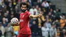 Liverpool akhirnya menyamakan skor saat Mohamed Salah mencetak gol pada menit ke-55. Dia manfaatkan umpan Cody Gakpo sehingga membuat skor 1-1. (AP Photo/Rui Vieira)
