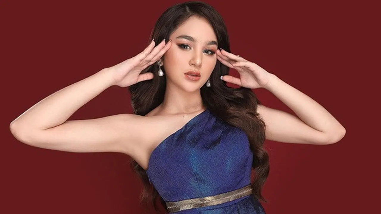 7 Pesona Hana Hanifah, Dikenal sebagai Artis FTV hingga Selebgram