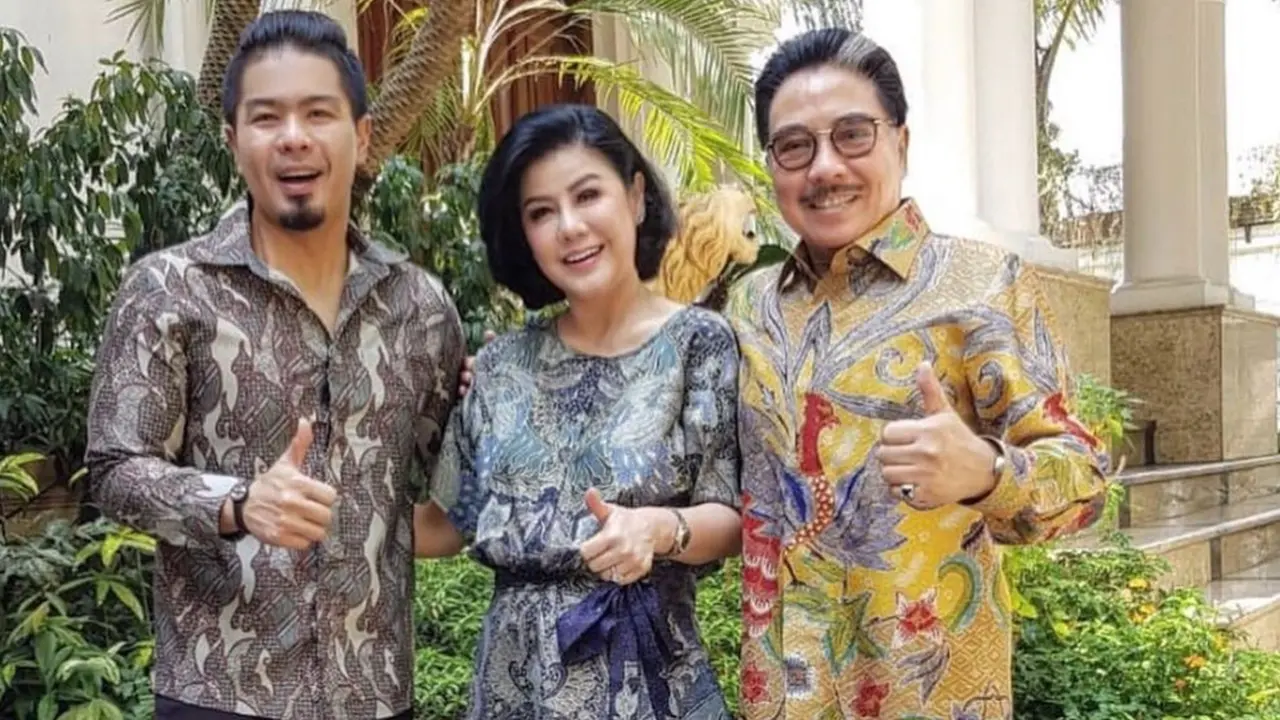 Pernah Jadi Ayah Tiri, Ini 5 Potret Kenangan Hotma Sitompul dan Bams Eks Samson
